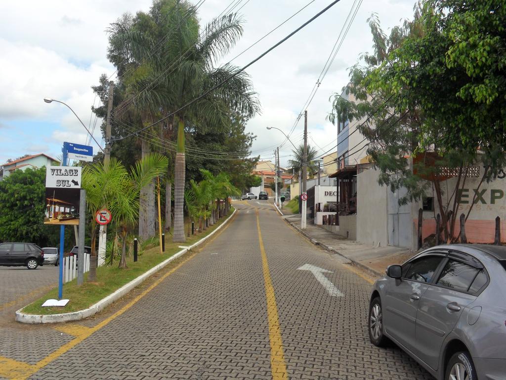 Pousada Familiar Vilage Bed & Breakfast Homestay Volta Redonda Dış mekan fotoğraf